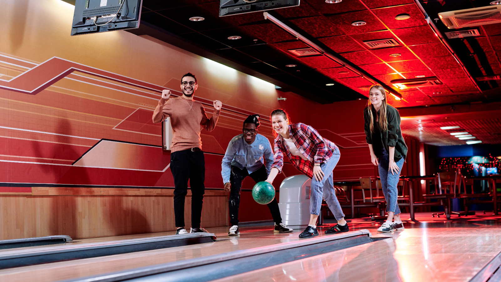 AMF Somerset Lanes